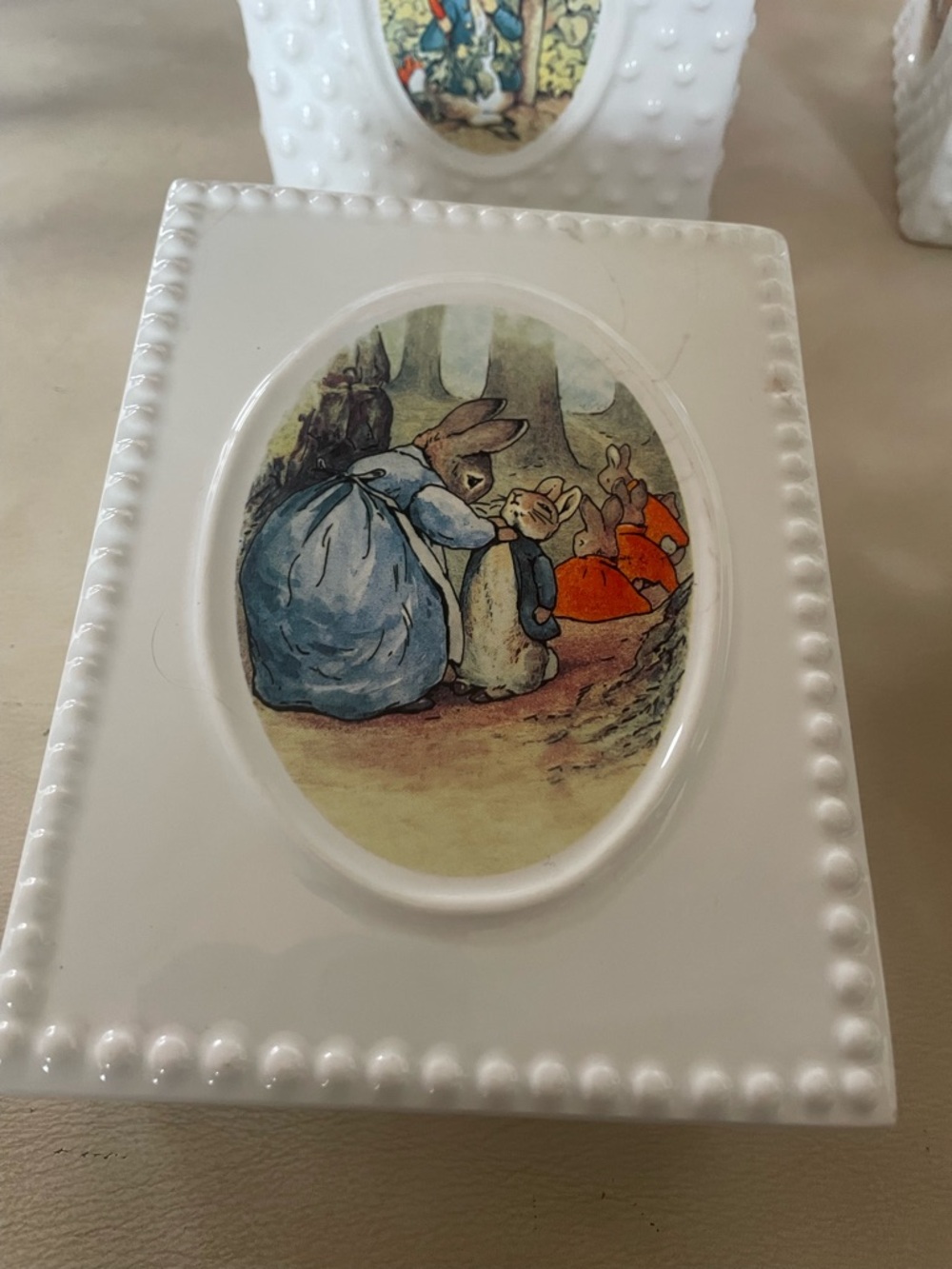 Vintage Beatrix Potter (Peter Rabbit) Ceramic Nursery or Tea / Sugar Set - 2001 - Picture 2 of 16